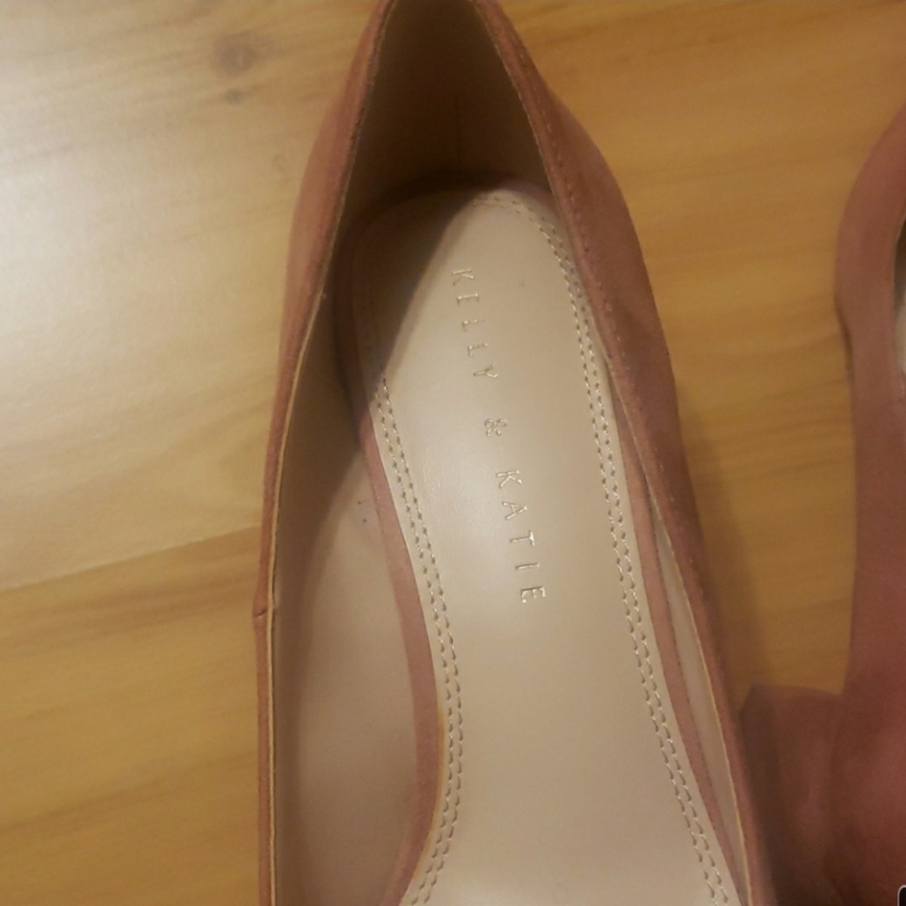 Shoes - Picture 2 of 3